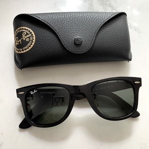 RayBan men’s sunglasses - Black Wayfarer